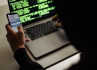 Keylogger na komputerze i telefonie: jak wykryć program rejestrujący naciskane klawisze Keylogger na komputerze i telefonie: jak wykryć program rejestrujący naciskane klawisze